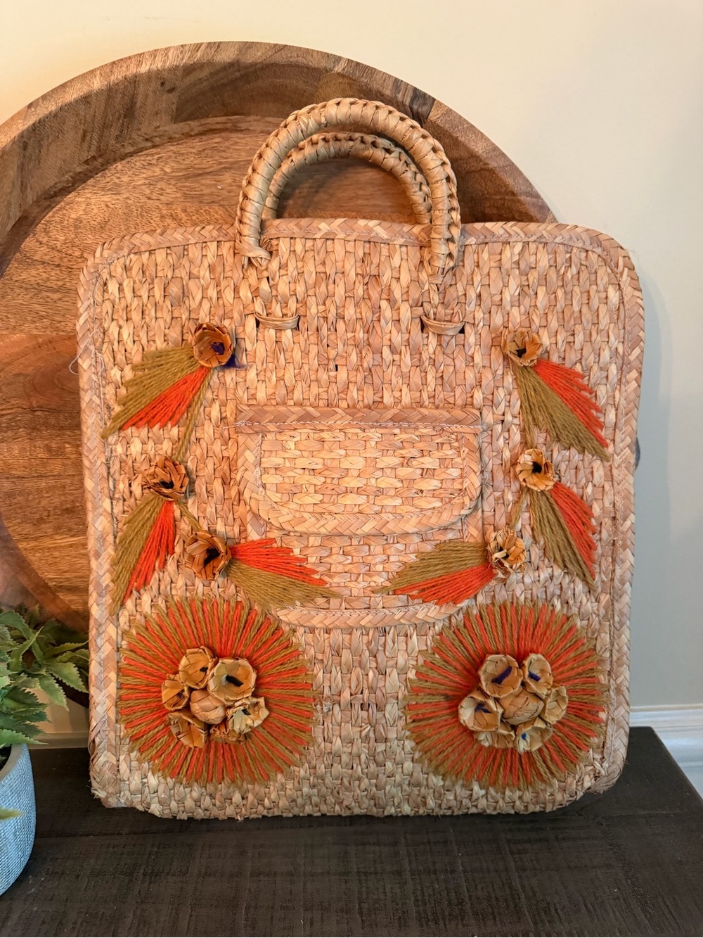 Vtg Straw Raffia Large Beach Tote Bag- 70’s Hand Made Woven 22x20” MCM Retro